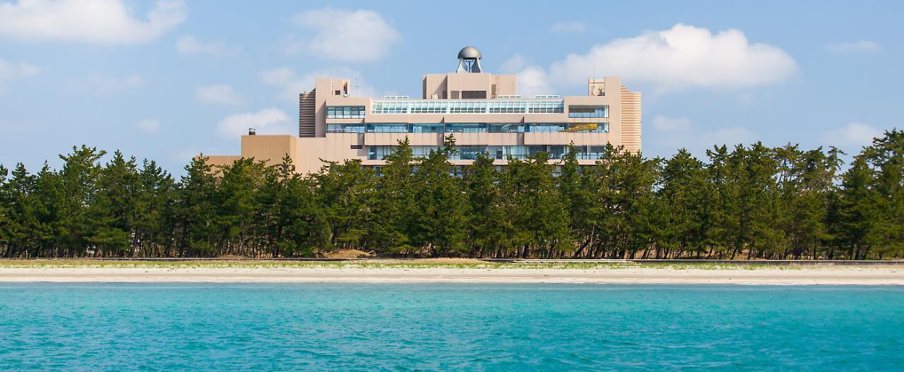 Suzu Beach Hotel Bagian luar foto