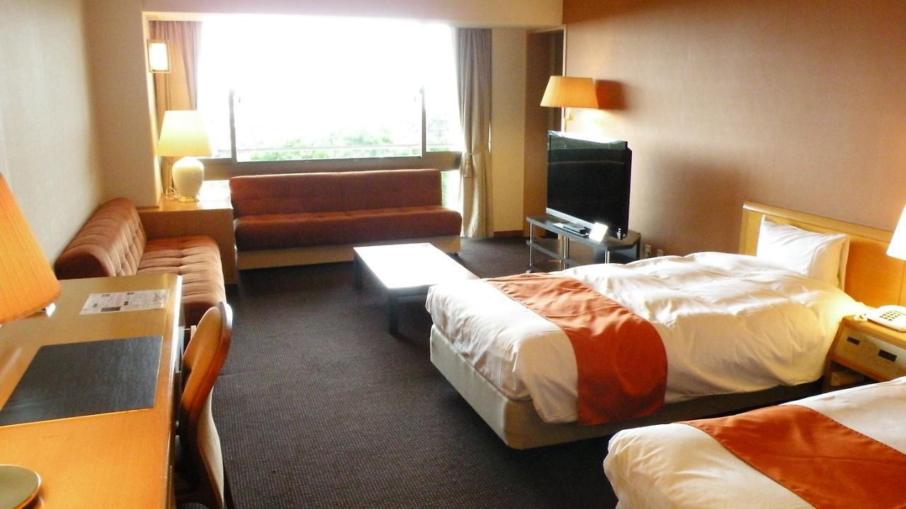 Suzu Beach Hotel Bagian luar foto